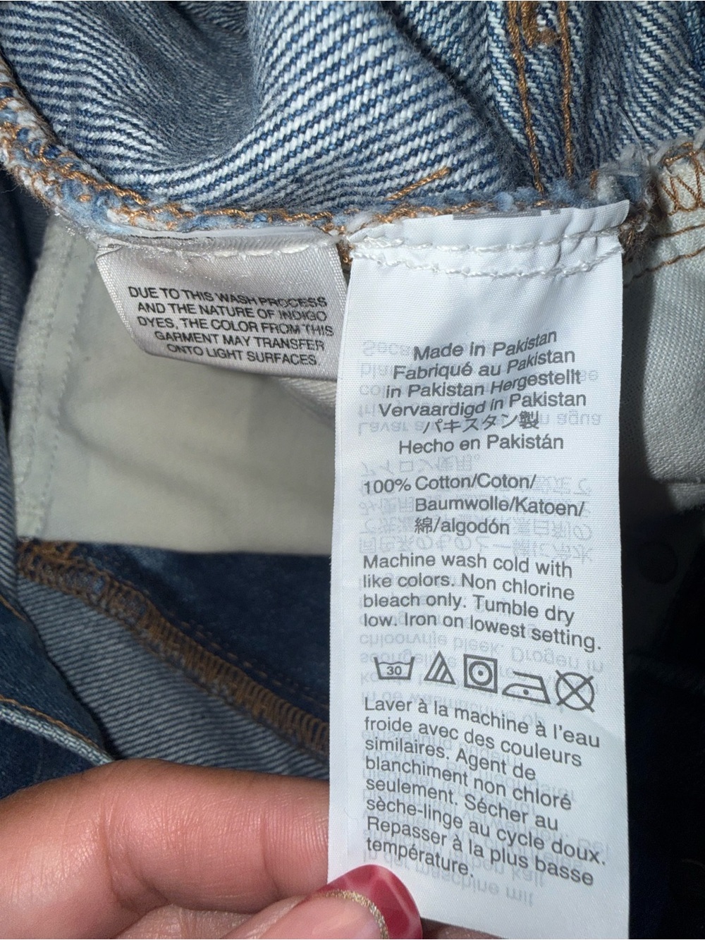 Madewell denim mini skirt with a raw hem and A-line silhouette Size 25 - Picture 5 of 7